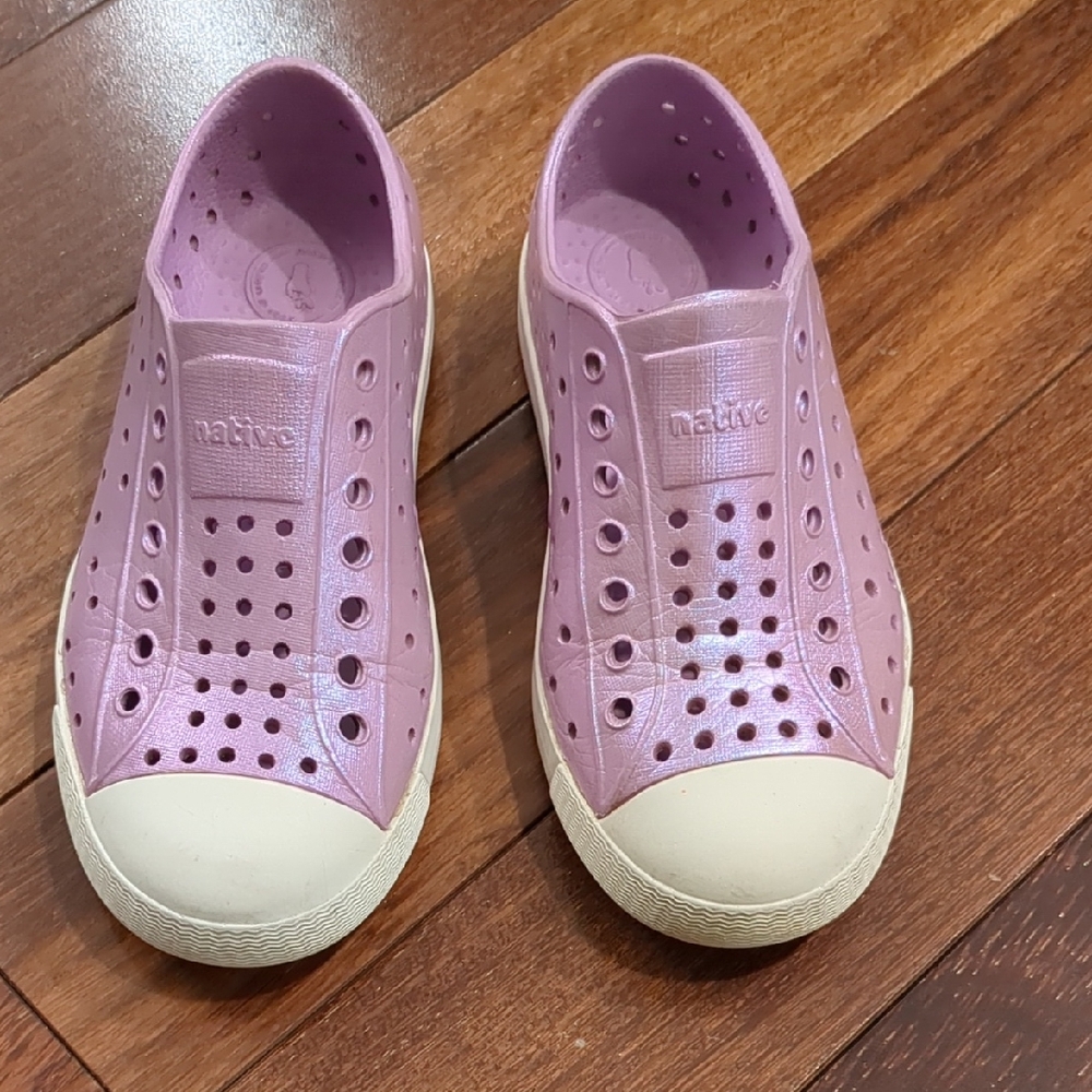 Girls Size 12 Sparkly Purple Native Shoes